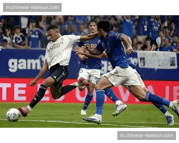 奥维耶多头球防守存在明显短板,马竞高空优势形成战术压制