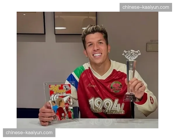 纳萨里奥进攻支点作用明显 河南外援技术拿球形成突破